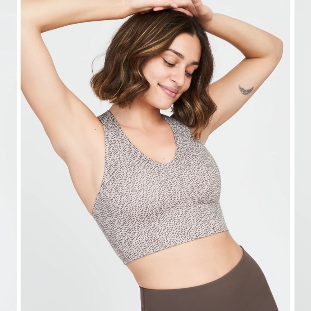2/$50 SPANX - Seamless Leopard Print Longline Sports Bra in Taupe